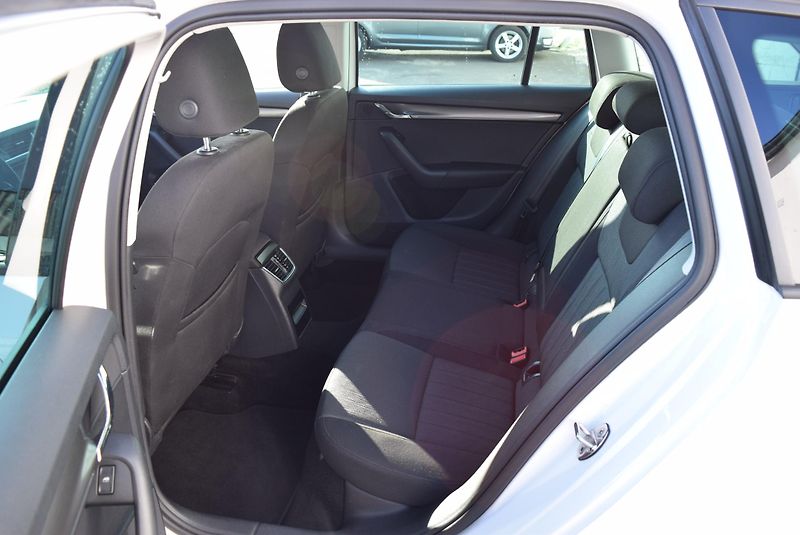 Škoda Octavia (2020) 1.5TSI 110kwSTYLE FULL LED NAV - fotka 15 z 48