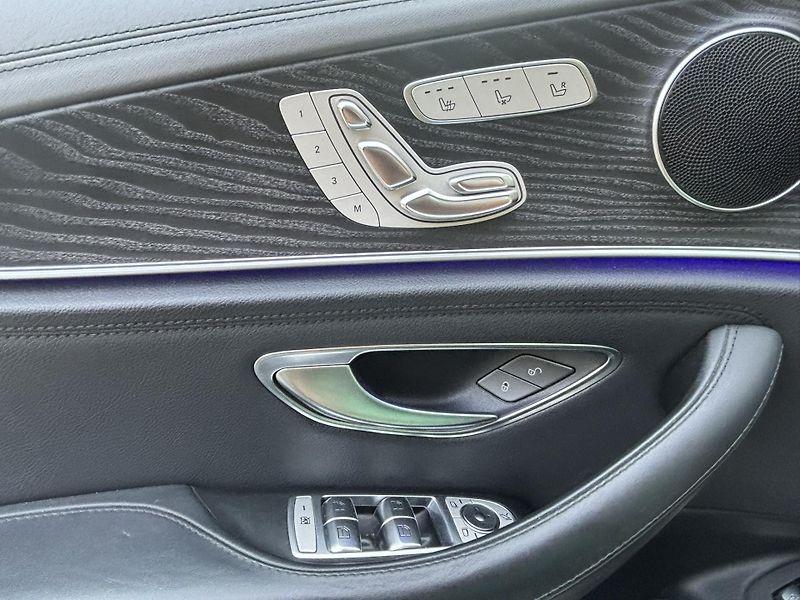 Mercedes-Benz Třídy E (2018) E400 D - fotka 24 z 32