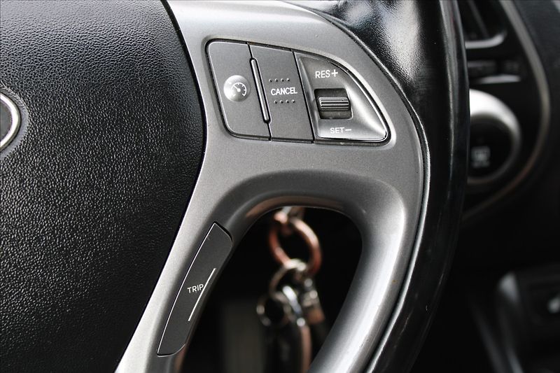 Hyundai ix35 1,7 CRDI  ČR,TRIKOLOR+,TAŽNÉ - fotka 17 z 28