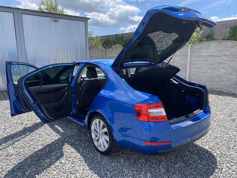 Škoda Octavia 2.0TDi L+K CZ WEBASTO 4x4 - fotka 136 z 165
