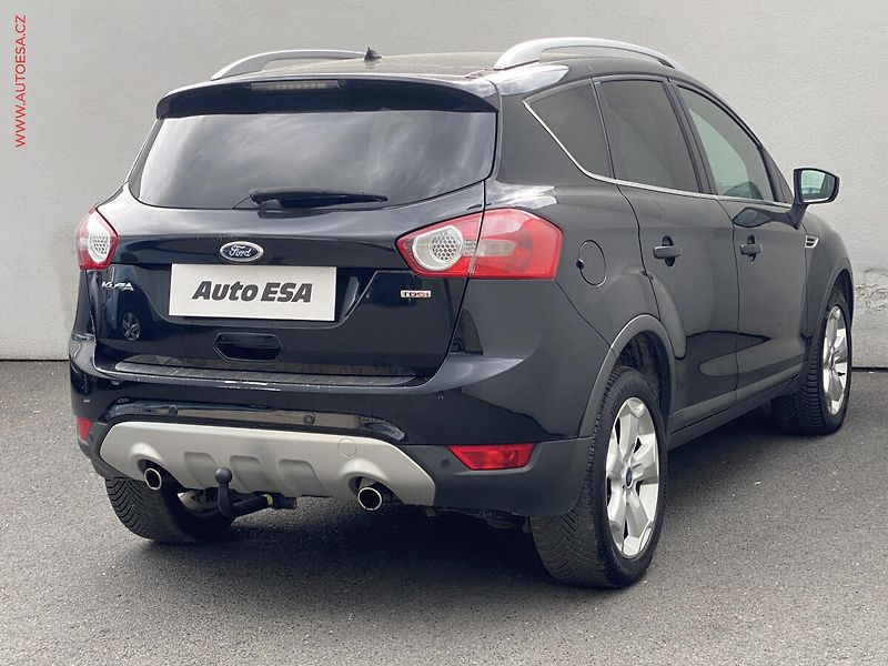 Ford Kuga (2011) 2.0 TDCi, Titanium, bixen - fotka 4 z 18
