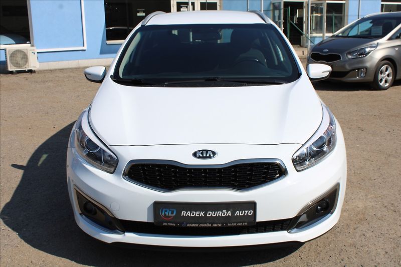 Kia Ceed 1,6 GDi  ČR,1.MAJITEL,TOP - fotka 2 z 41