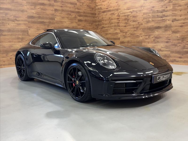 Porsche 911 CARRERA 4S SPORT DESIGN - fotka 4 z 29