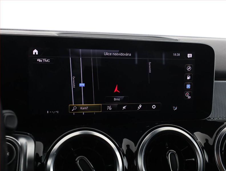 Mercedes-Benz GLB (2021) 200 d 4MATIC - fotka 13 z 20
