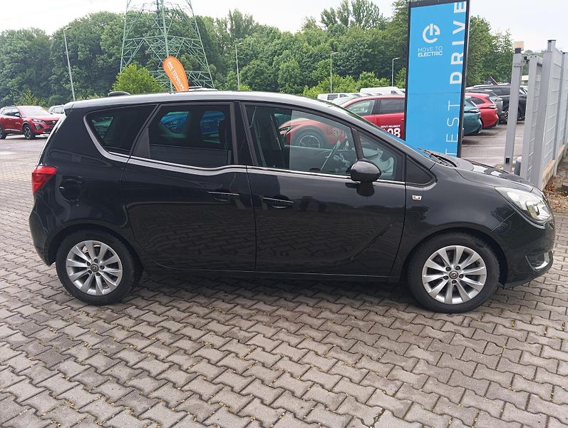 Opel Meriva (2016) - fotka 8 z 22