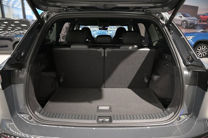 Volkswagen Tayron TDI 4M R-Line 7m 360 NezT Taž - fotka 28 z 29