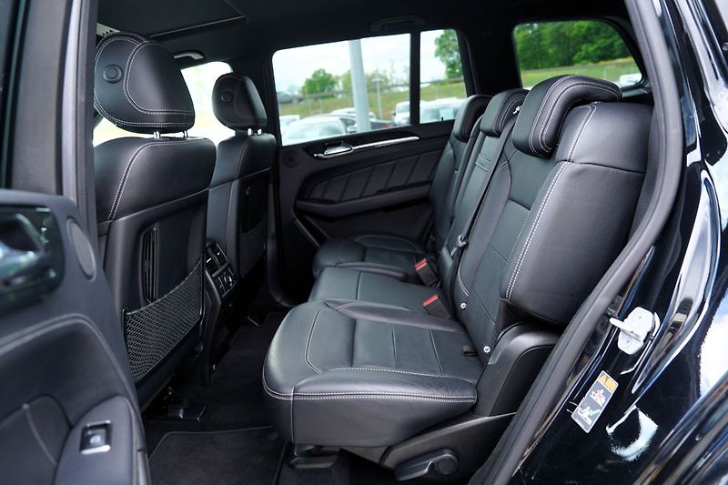 Mercedes-Benz GL 350d/4Matic/AMG/ČR/DPH - fotka 37 z 47