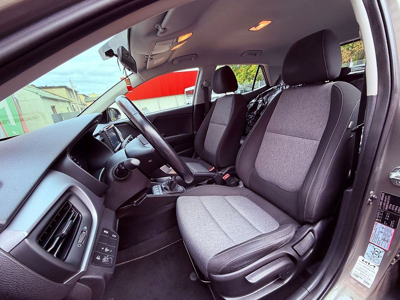 Kia Stonic 1.4 Edition 7, Serviska, 1.Maj - fotka 13 z 24