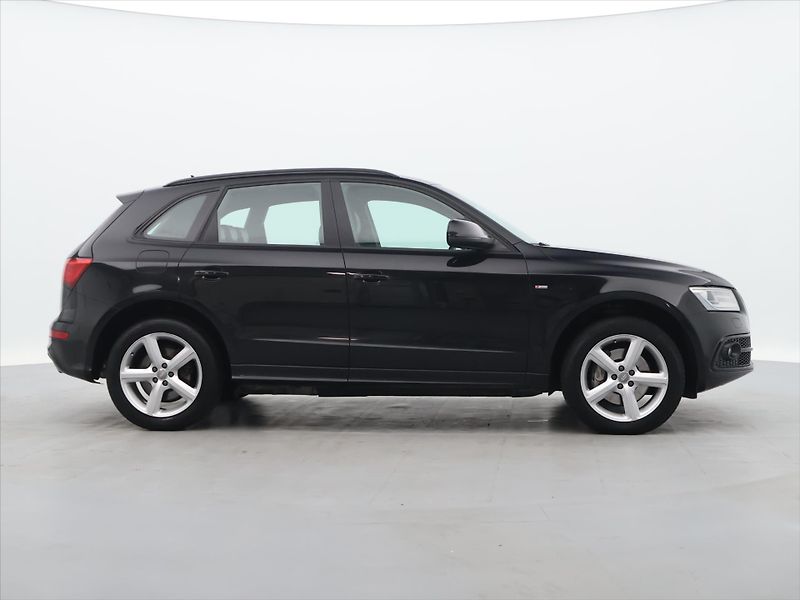 Audi Q5 3.0 TDI 180kW Quattro S-Tronic - fotka 8 z 38