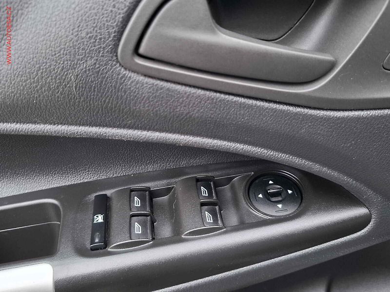 Ford Transit Connect (2015) 1.5TDCi MAXi 7míst, Trend - fotka 18 z 20