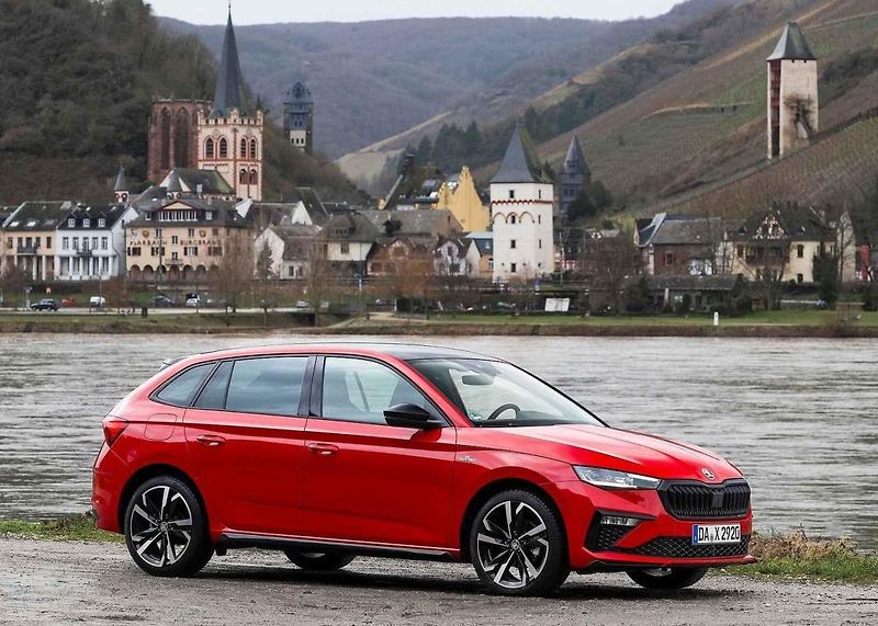 Atraktivní menší SUV Seat Arona zlevnilo o 25 000 Kč