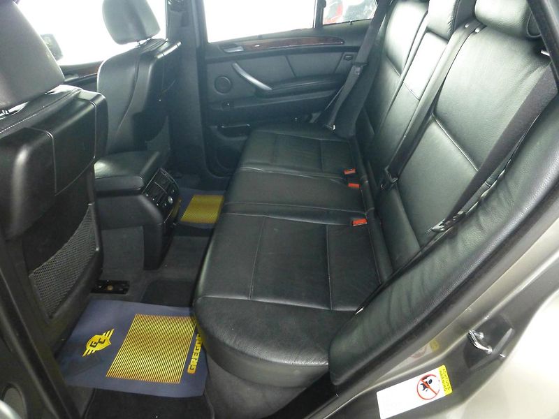 BMW X5 (2006) 3,0D*XENON**KAMERA**PANORAMA - fotka 20 z 35