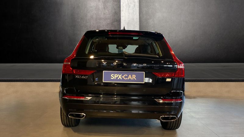 Volvo XC60 INSCRIPTION, T6 AWD RECHARGE, - fotka 4 z 33