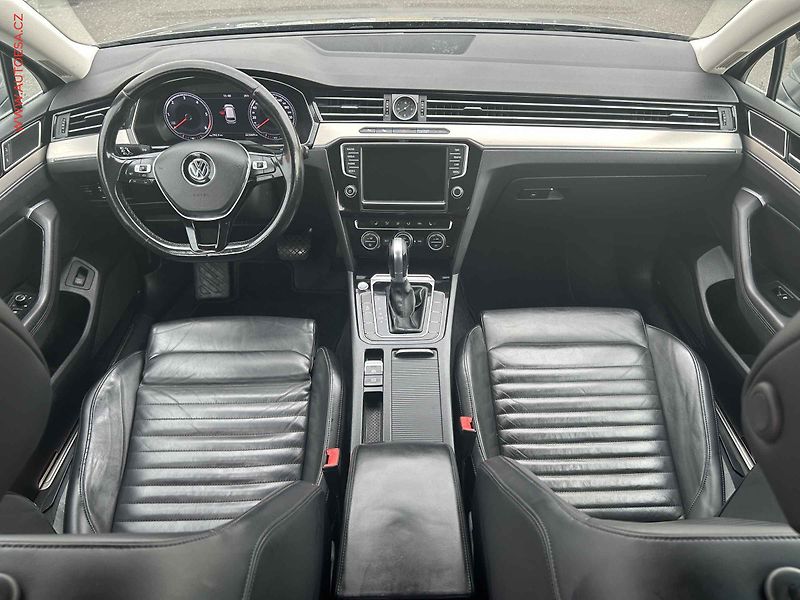 Volkswagen Passat (2015) 2.0TDi, DSG, navi, kůže - fotka 8 z 20