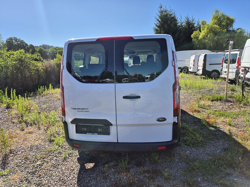 Ford Transit Custom (2014) 2.2 Tdci 9 míst  - fotka 9 z 22