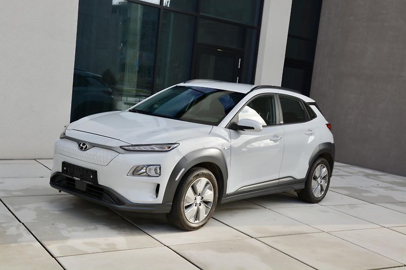 Hyundai Kona (2020) EV ELEKTRIC 100Kw 1 MAJITEL KA - fotka 7 z 53