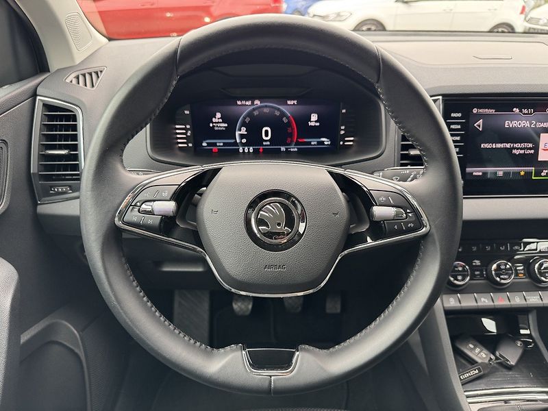 Škoda Karoq (2023) 1.5TSi LED Navi Kamera Virtual - fotka 7 z 48