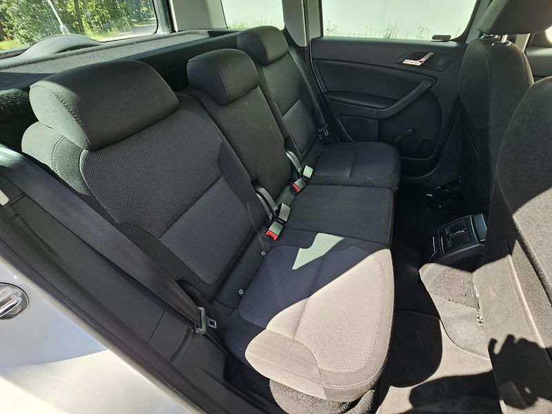 Škoda Yeti (2016) 2.0TDI, TAŽNÉ  - fotka 17 z 21