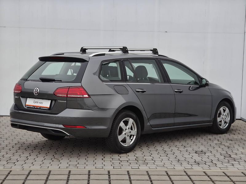 Volkswagen Golf Maraton Edition  1,0TSI - fotka 2 z 23