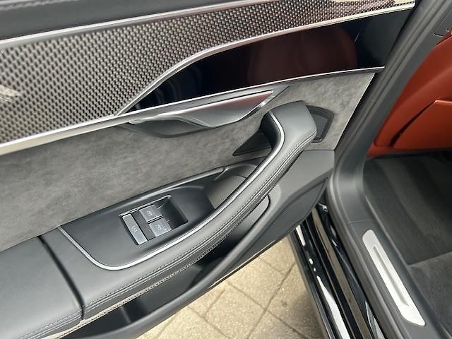 Audi S8 (2020) S8 4.0 TFSI quattro - fotka 27 z 31