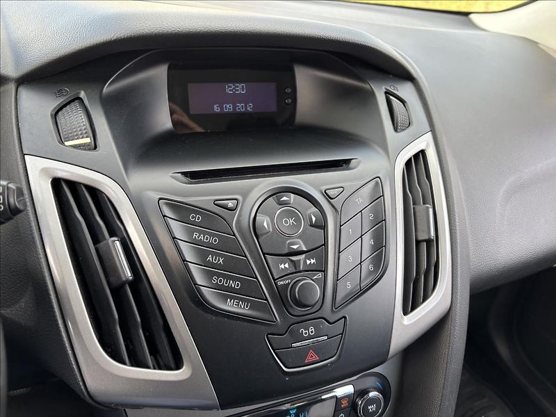 Ford Focus 1,6 TDCI 95k Trend - fotka 22 z 29
