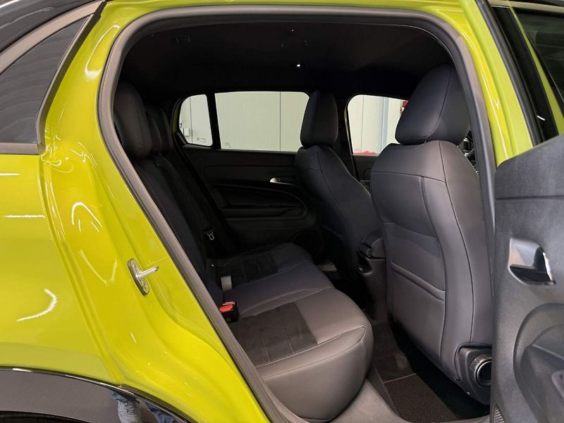 Fiat 600 (2026) Sport 1.2 Turbo Hybrid 145k - fotka 14 z 17
