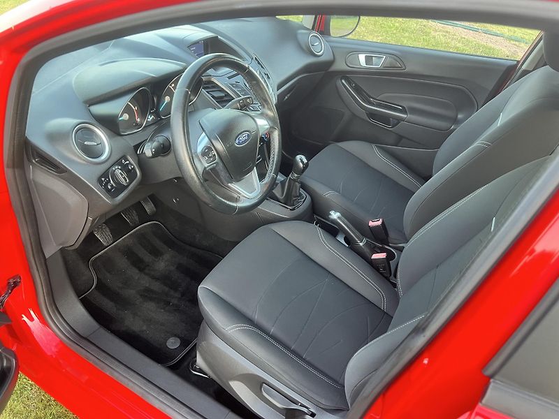 Ford Fiesta 1.5 TDCI 70KW,5DV,KLIMA,1MAJ - fotka 11 z 44