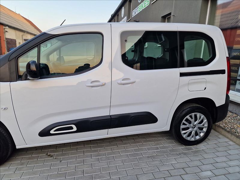 Citroën Berlingo 1.5 BlueHDi S&S M PROFI+ Feel - fotka 43 z 50