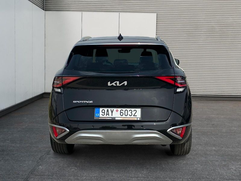Kia Sportage (2023) TOP 1.6TGDI 132kW 4x4 CZ DPH - fotka 5 z 11