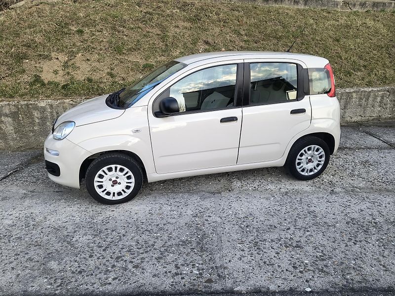 Fiat Panda (2015) 1.2 AUTOMAT NESEHNATELNÁ VERZE - fotka 47 z 47