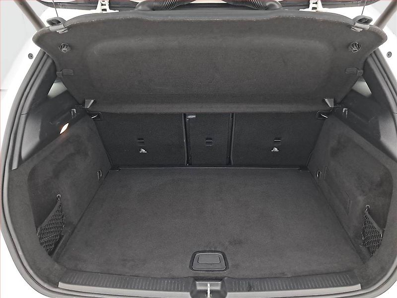 Mercedes-Benz Třídy B (2019) B 180, Automat, ČR,1.maj - fotka 13 z 22