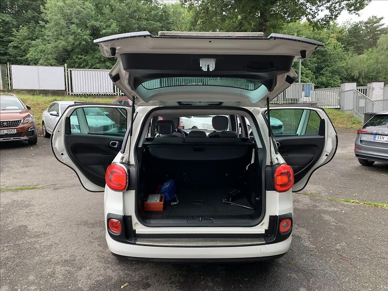 Fiat 500L 1,6 JTD,ČR - fotka 17 z 17