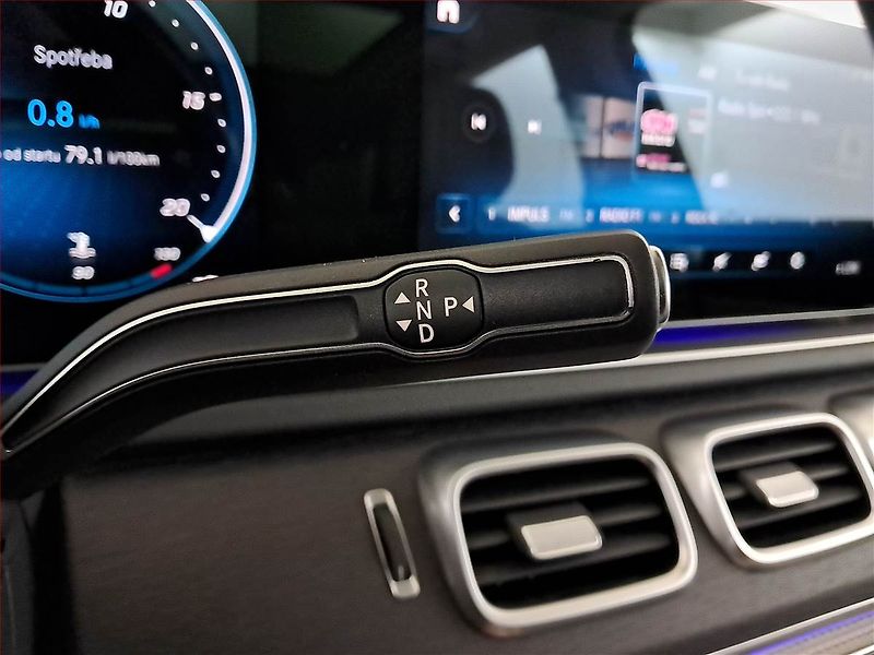 Mercedes-Benz GLE (2021) 400 d - fotka 13 z 24
