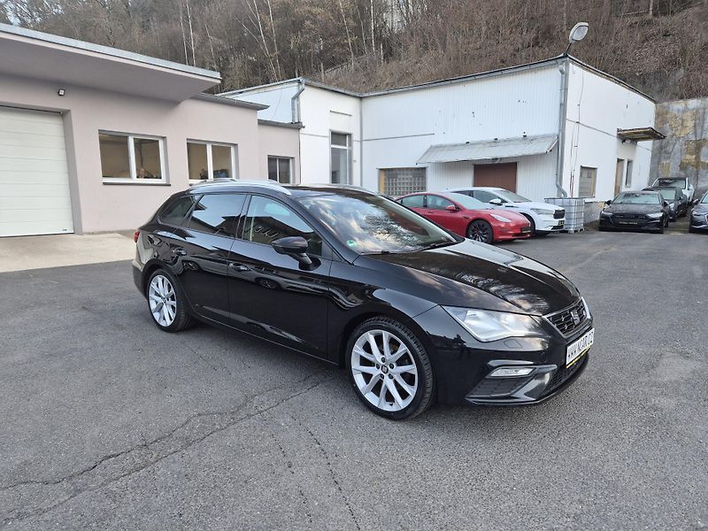 Seat Leon ST FR 2,0TDi 110kw DSG 18ALU - fotka 3 z 43