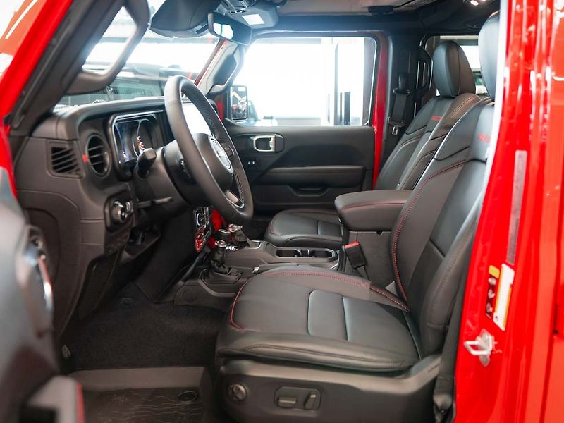 Jeep Wrangler (2026) 3.6 V6 Rubicon X, Naviják - fotka 12 z 37