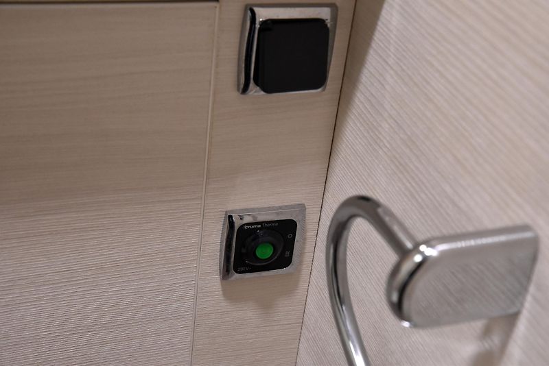 Sterckemann Starlett 496 PE COMFORT, KLIMA, 5MÍST - fotka 43 z 50