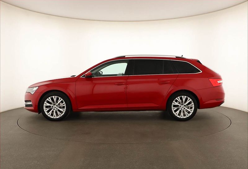 Škoda Superb (2022) Style 2.0 TDI - fotka 3 z 21