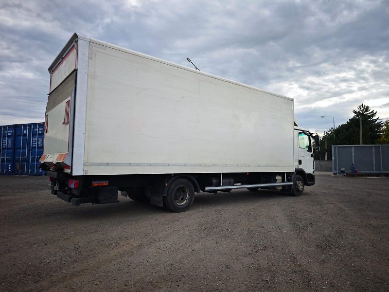 MAN TGL 12.220, KLIMA + ČELO, EURO 6 - fotka 5 z 24