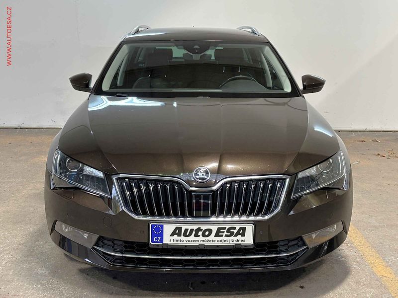Škoda Superb (2015) 2.0 TDi 4x4, DSG, STK8/28 - fotka 2 z 17