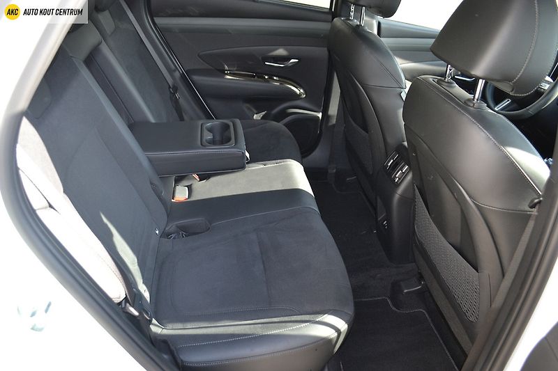 Hyundai Tucson 25 1,6 TGDI  20 Years Luxury - fotka 16 z 66