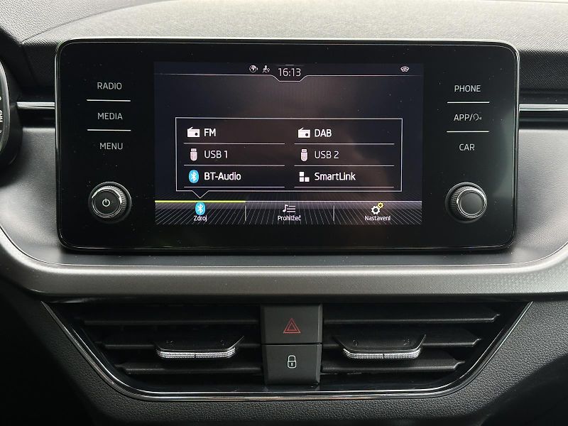 Škoda Kamiq 1.0TSi 110PS Ambition LED Temp - fotka 20 z 36