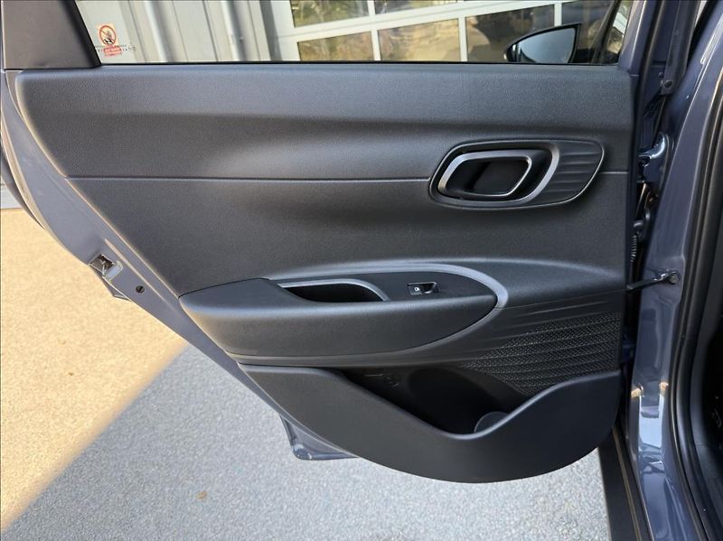 Hyundai Bayon 1,0 T-GDI DCT  Smart Climate - fotka 10 z 25