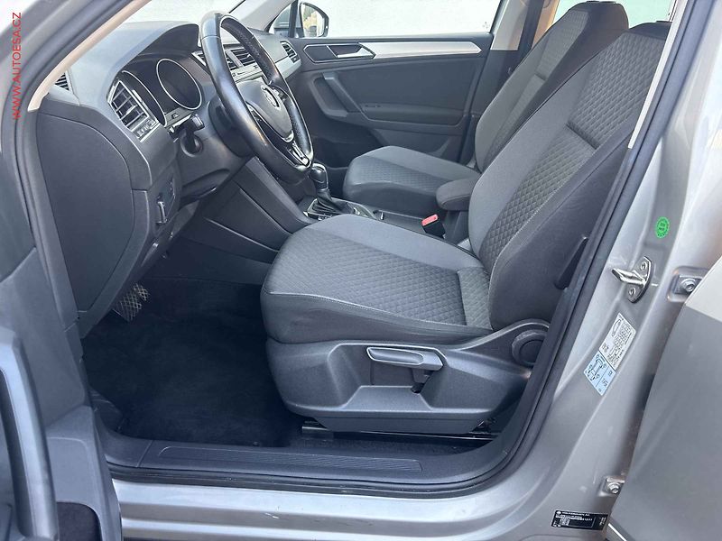 Volkswagen Tiguan (2016) 2.0 TSi 4motion, Comfortline - fotka 9 z 20