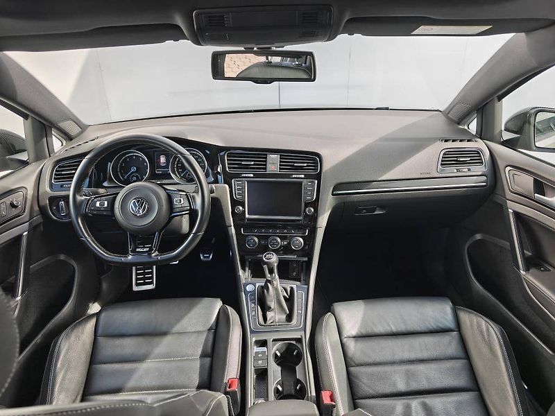 Volkswagen Golf R  4M 2,0TSi - fotka 5 z 24
