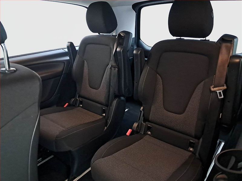 Mercedes-Benz Třídy V (2018) 220 d, ČR - fotka 17 z 23