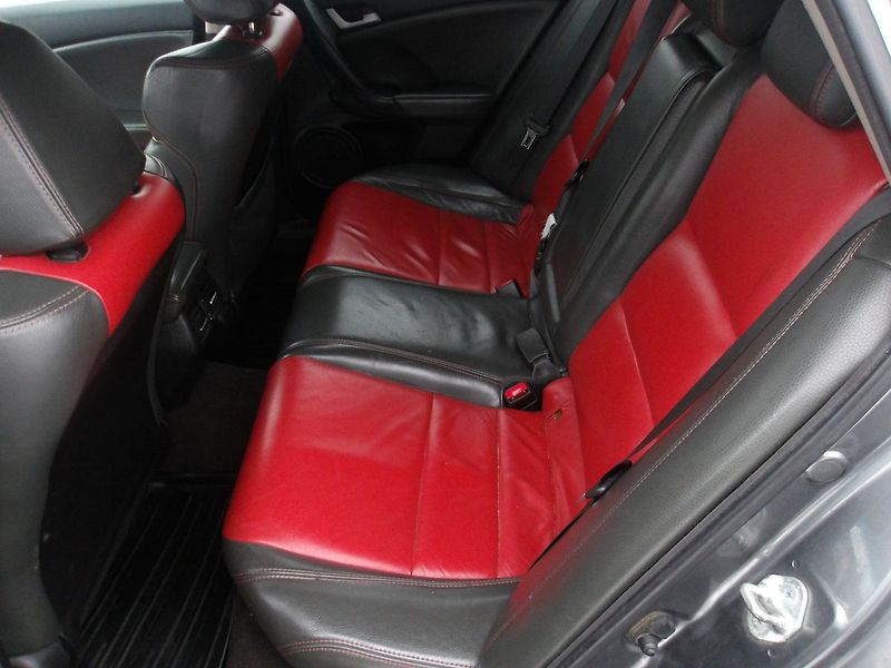 Honda Accord 2,2 i -DTEC 110kW Výbava !! - fotka 21 z 33