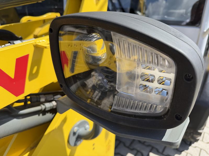 Wacker (2021) WL 28 TOP STAV! - fotka 7 z 18