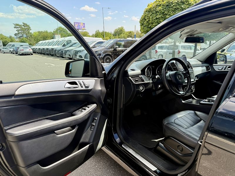 Mercedes-Benz GLE (2018) 250 d 4MATIC - fotka 23 z 46