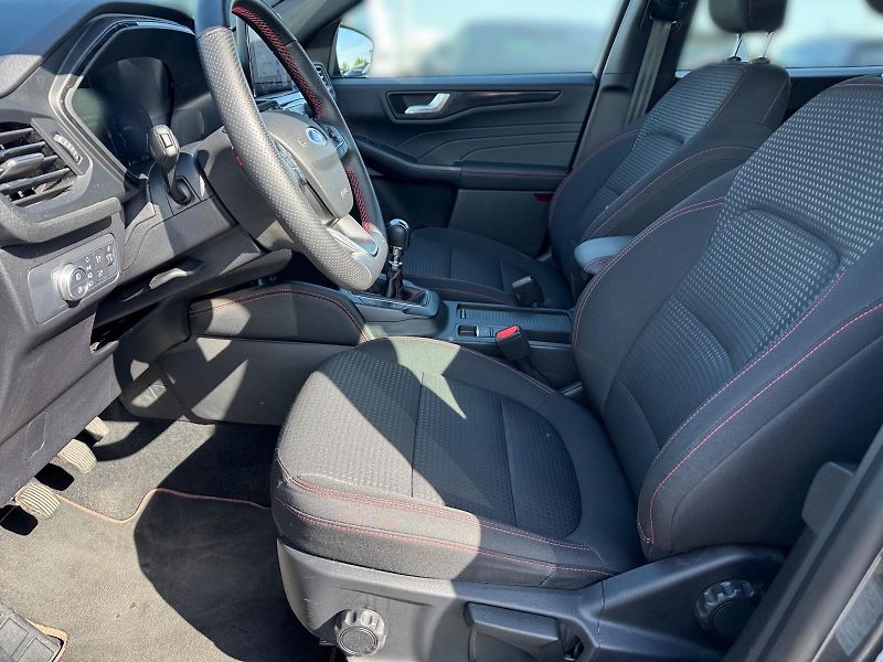 Ford Kuga (2023) ST-LINE 1.5EB 110kW CZ DPH   - fotka 7 z 11