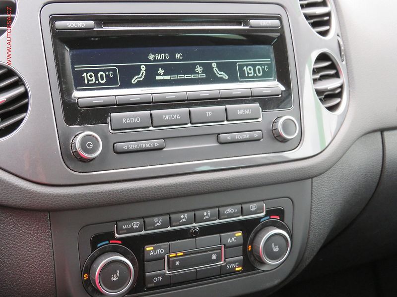 Volkswagen Tiguan (2012) 1.4 TSi, xenon, autoAC - fotka 16 z 27